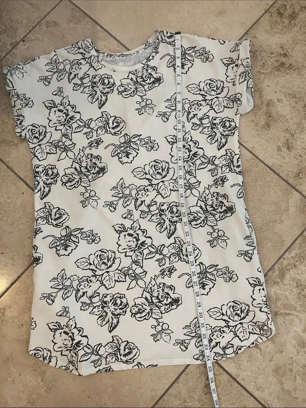 Floral Black & White Short Sleeve Tunic